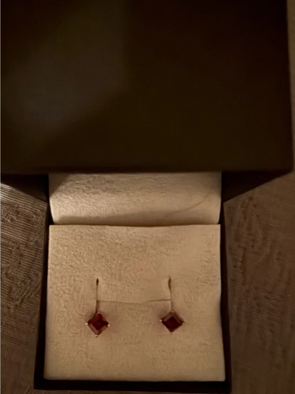 14KT gold post Garnet Stud Square Earrings - Classic Sparkle - Picture 1 of 2